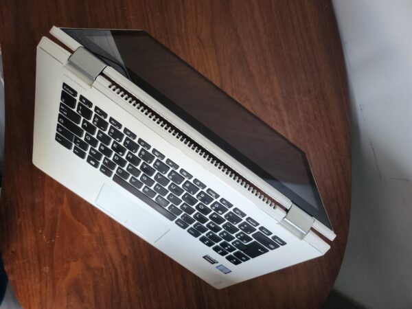 LeNovo YOGA 510-14ISK 14" 8Go RAM, 500Go SSD, Intel Core I3, Windows 10 – Image 4