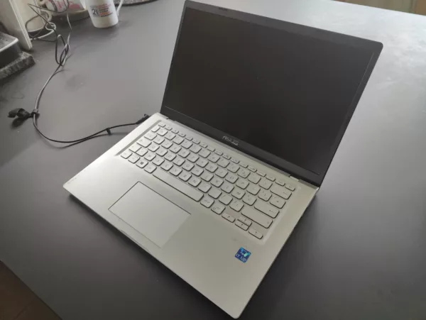 ASUS X415JA – Image 3